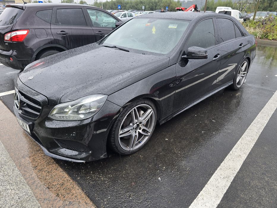 Mercedes E350 w212 facelift AMG PACK
