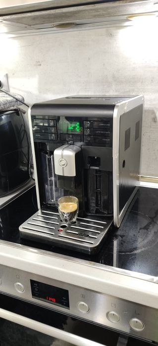 Кафе автомат Saeco