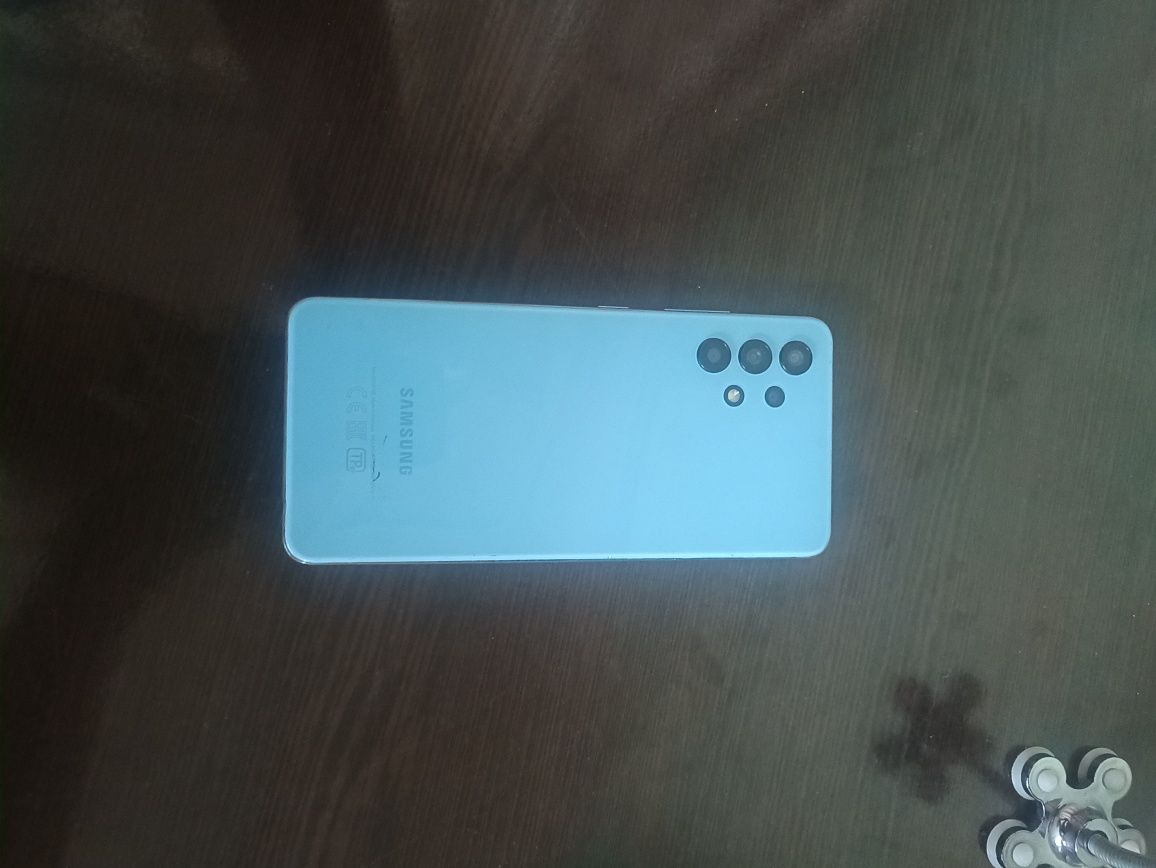 Samsung A32 4G telga javob beriladi