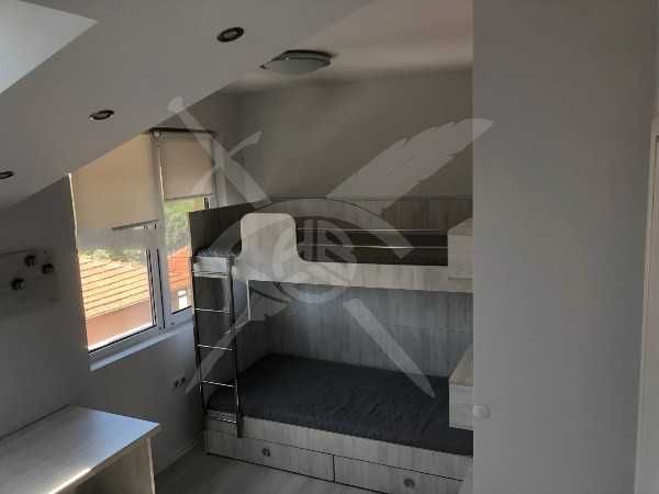 Продава се Тристаен апартамент в Пловдив, Кючук Париж - 110 кв.м за 1659 €/кв.м - Снимка #2