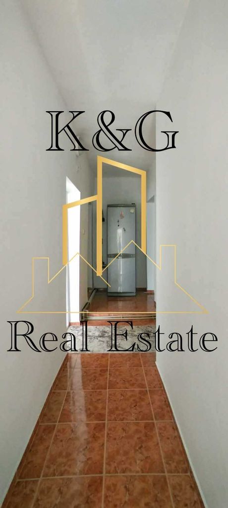 Продава се Къща в Разград, Център - 79 кв.м за 1356 €/кв.м - Снимка #7