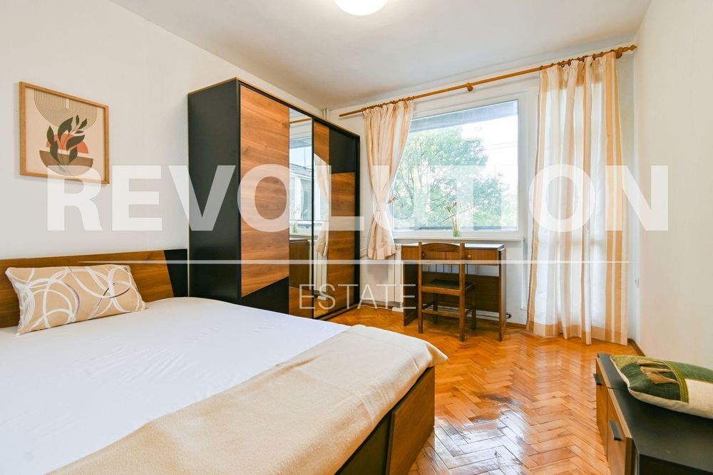 Продава се Тристаен апартамент в София, Медицинска академия - 84 кв.м за 5239 €/кв.м - Снимка #6