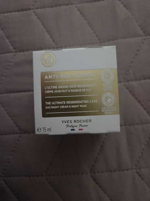Produse de ingrijire fața Anti-Age Global Yves Rocher