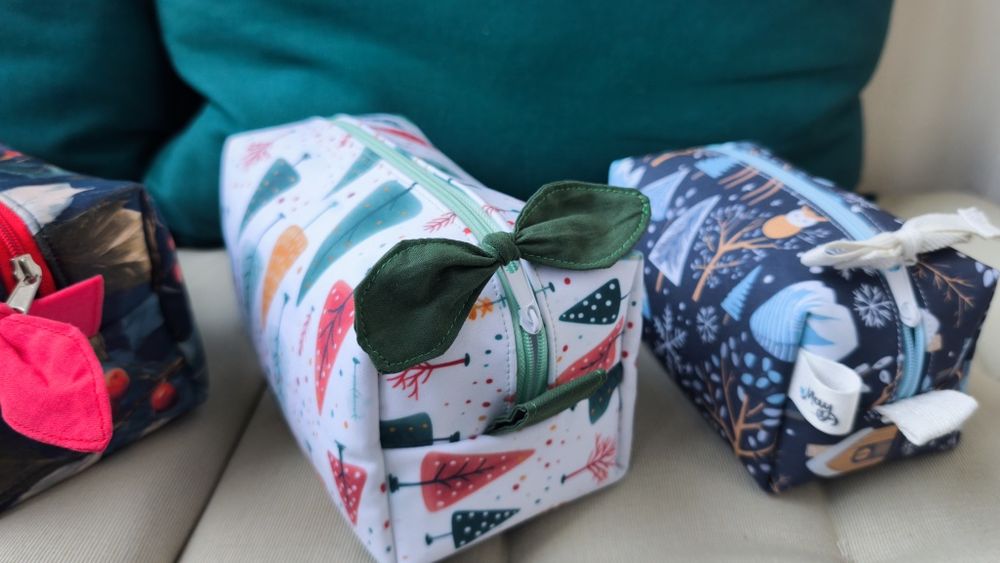 Borseta cosmetice / necessaire /pouch