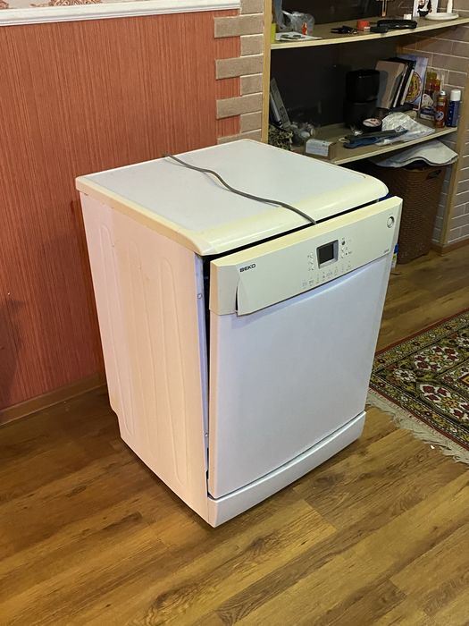 Посудомоечная машина Beko полностью рабочаяя