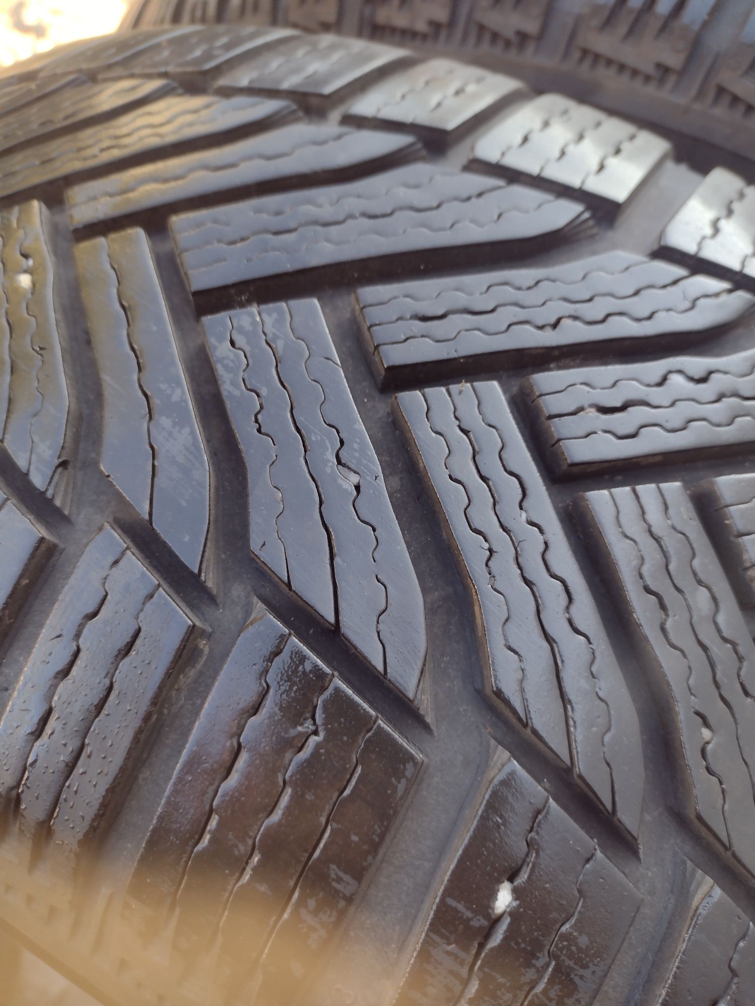 Перфектни 4бр.205/55/16 Michelin Alpin 6 dot2722