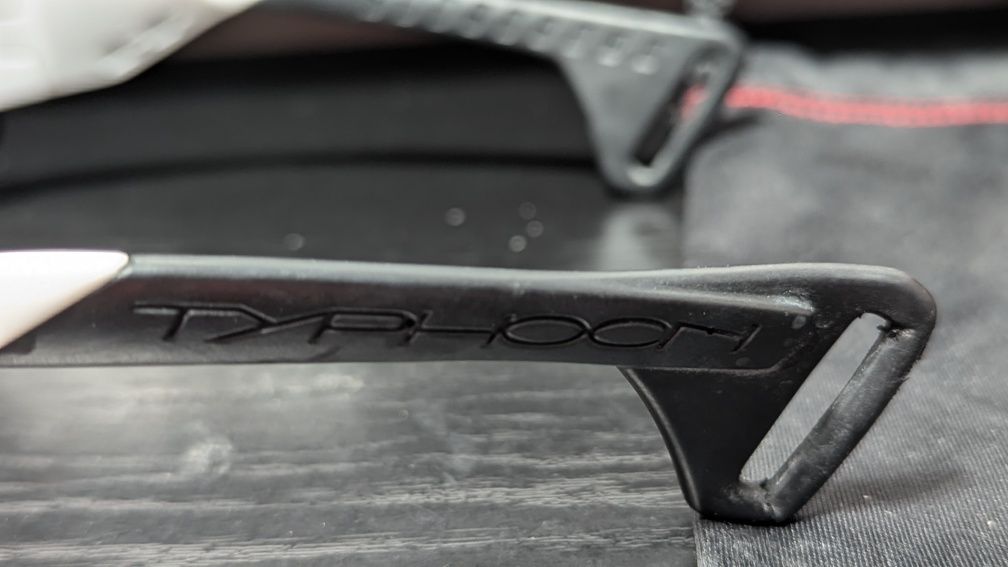 Продавам слънчеви очила за водни спортове Lip Sunglasses Typhoon