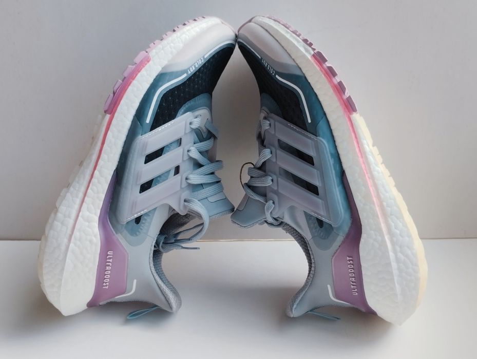 Нови Adidas Ultraboost 21 COLD.RDY  Дамски Маратонки Номер 39 1/3