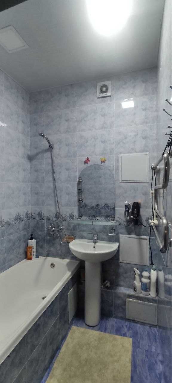Продается 2х ком квартира. Водник Бектемирсий район. 62.53кв.м
