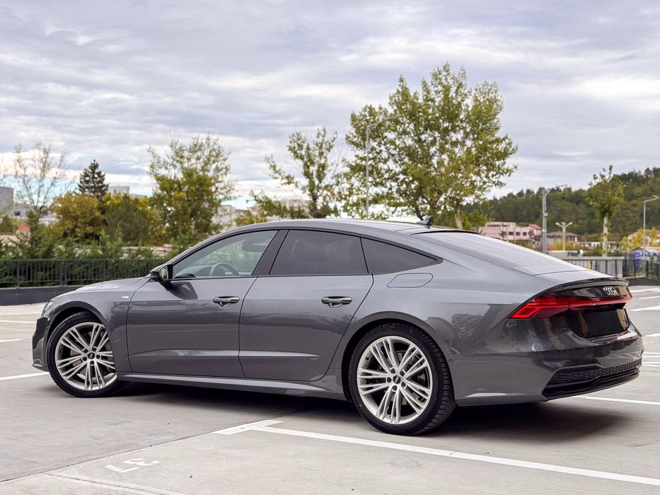 AUDI-A 7 50e Quattro S-LINE+Ext MMI+MATRIX/20*/360*K PLUG in HYBRID !