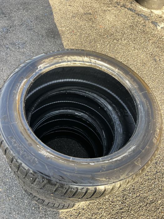 Зимни гуми 17” Firestone205/55/17 . DOT18 в много добро състояние .