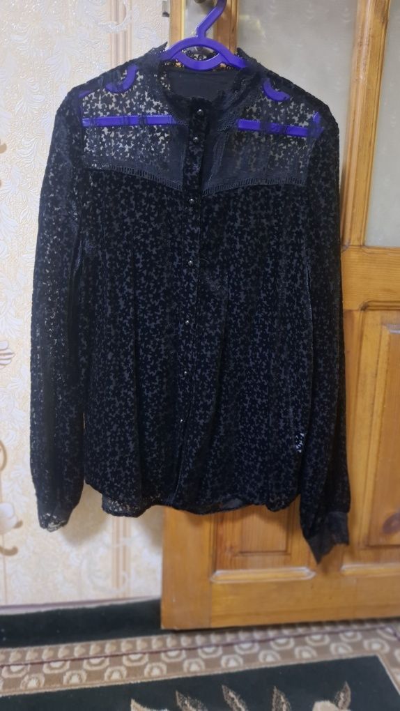 Ayollar uchun bluzka
