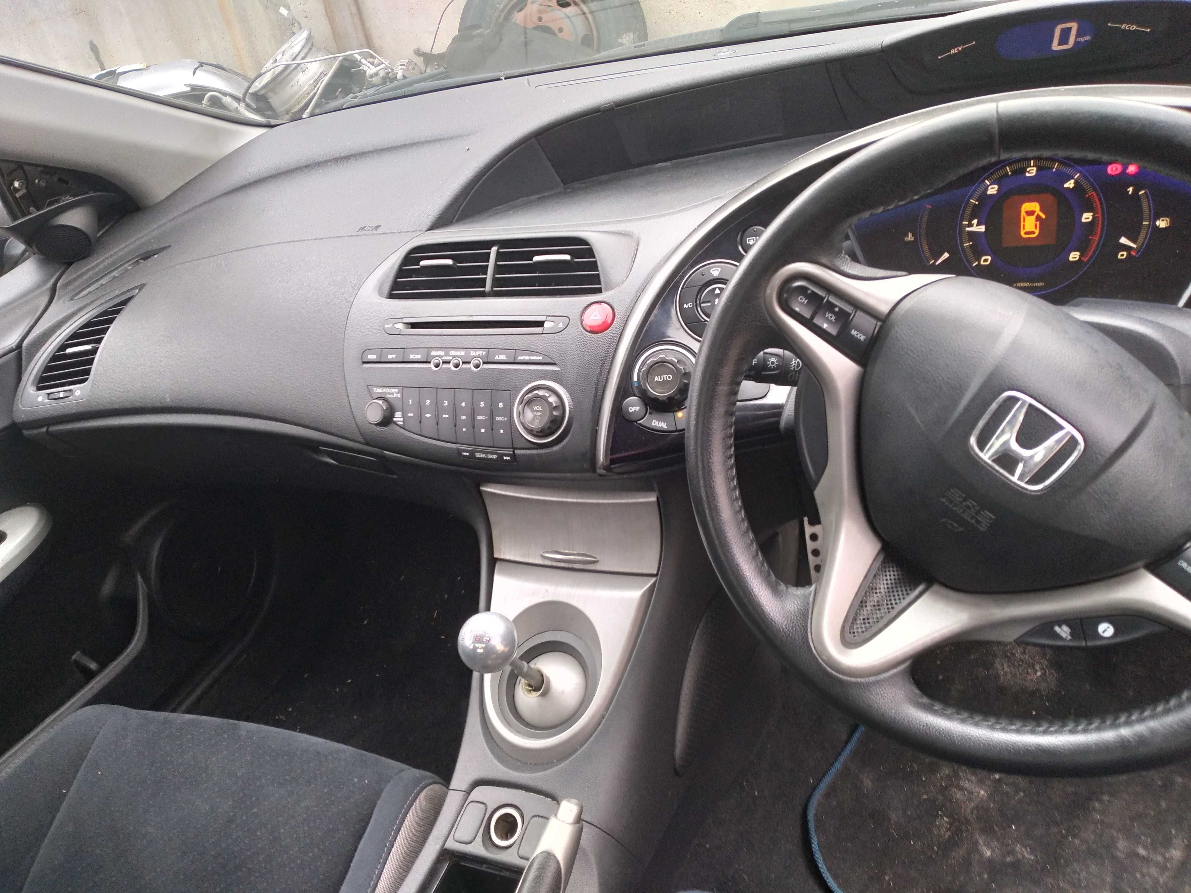 Honda Civic 2.2 i-cdti 140кс на части