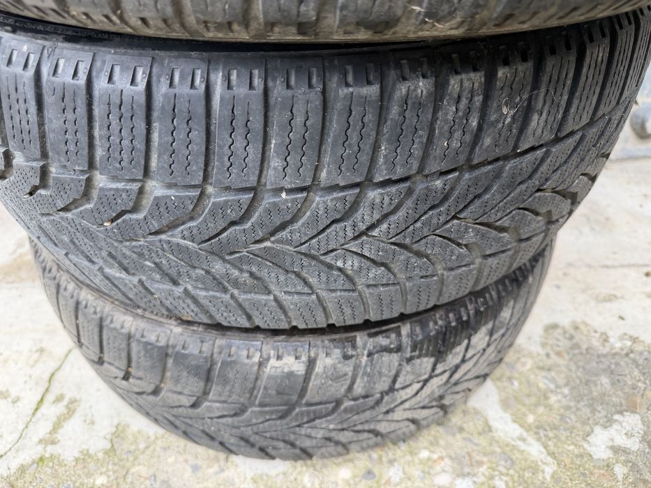 Cauciucuri / anvelope iarna 205 / 50 R17