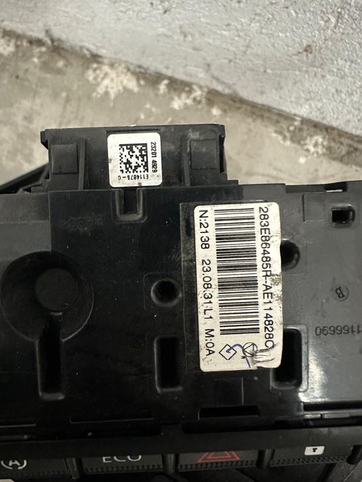Climatronic / comanda centrala Dacia Duster 2 HJD model full