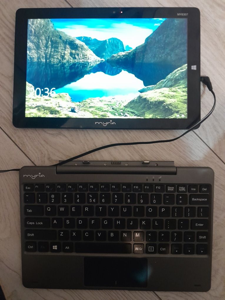 Laptop Myria 2 în 1