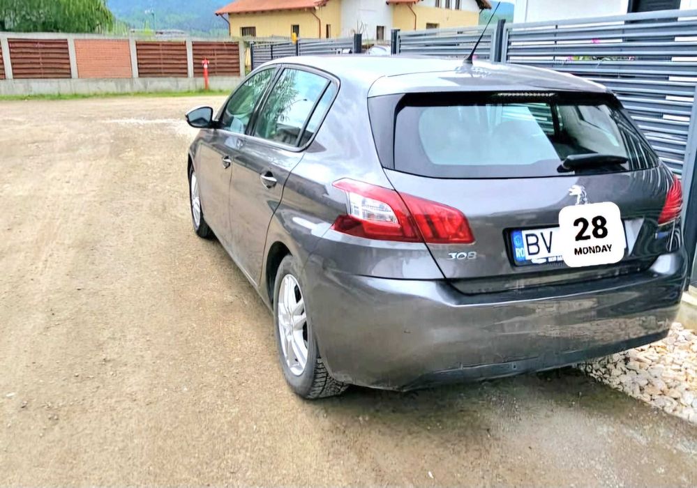 Peugeot 308 | Iulie 2016 | Benzină 1.2 | 102.000 km