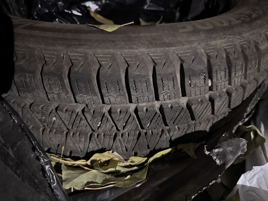 Продам зимние шины