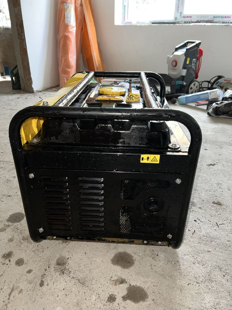 Generator stanlay sg2400b