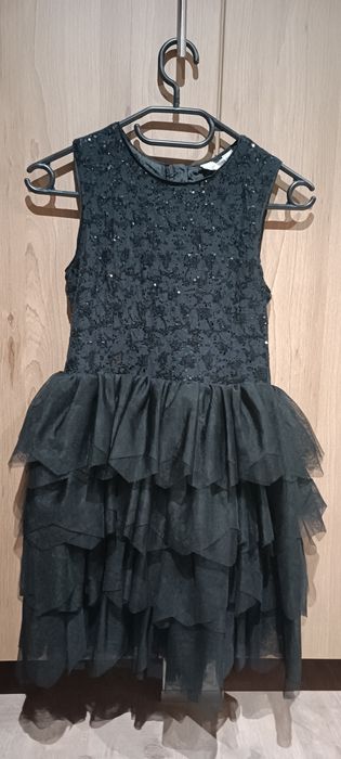 Страхотна рокля с пайети