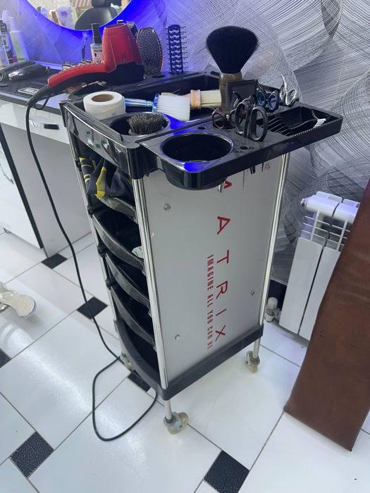 Помошница сотилади