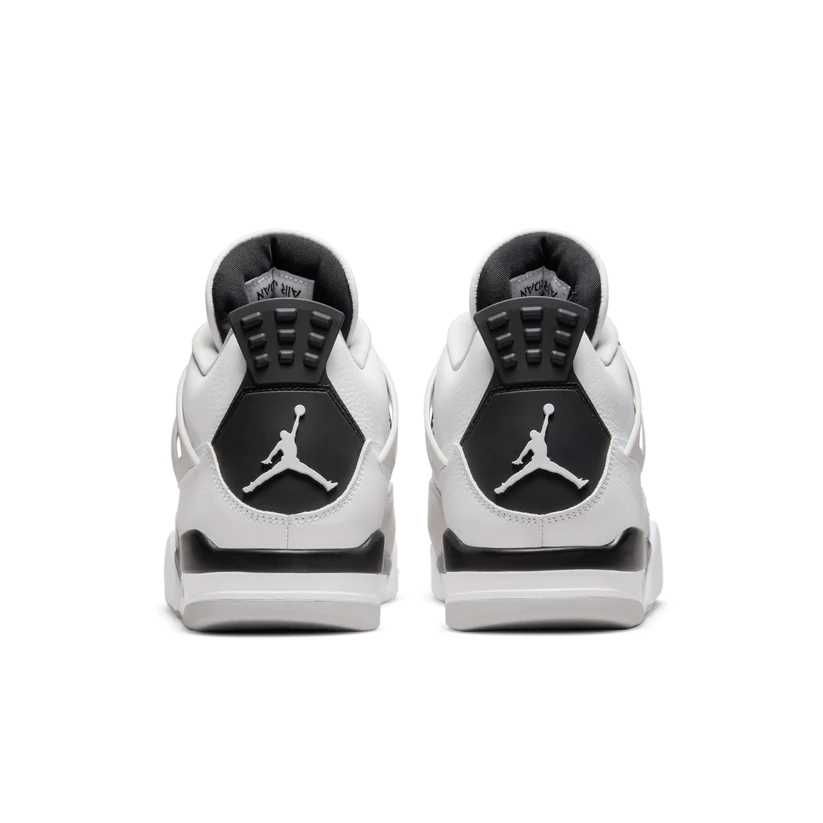 Nike Air Jordan 4 Retro "Military Black"