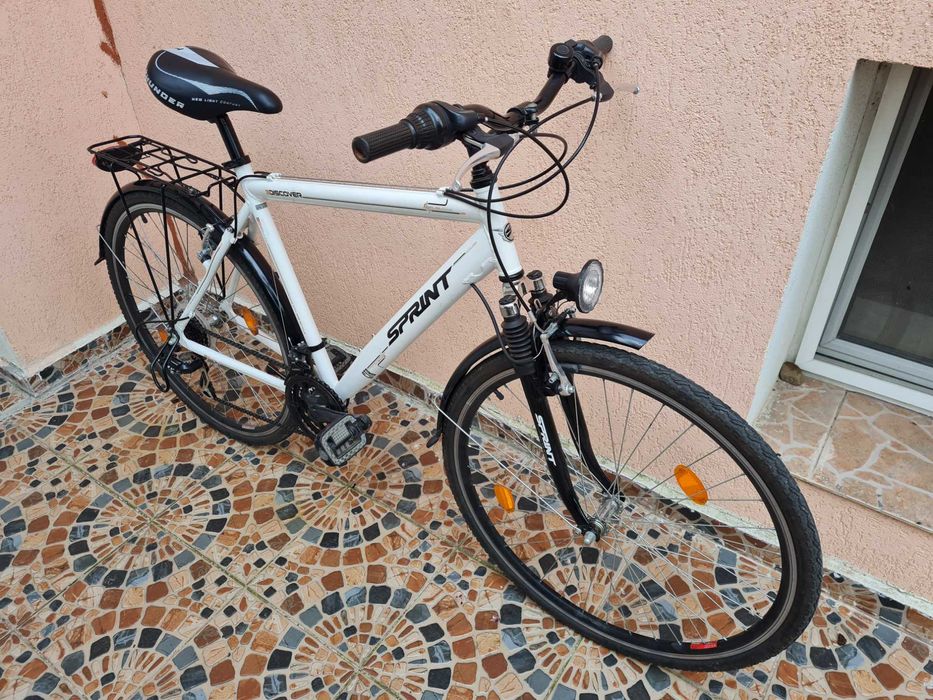 Bicicleta super echipata