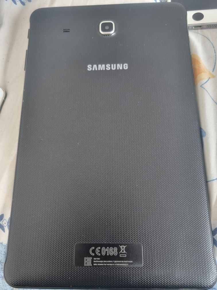 Samsung tab e 8gb black