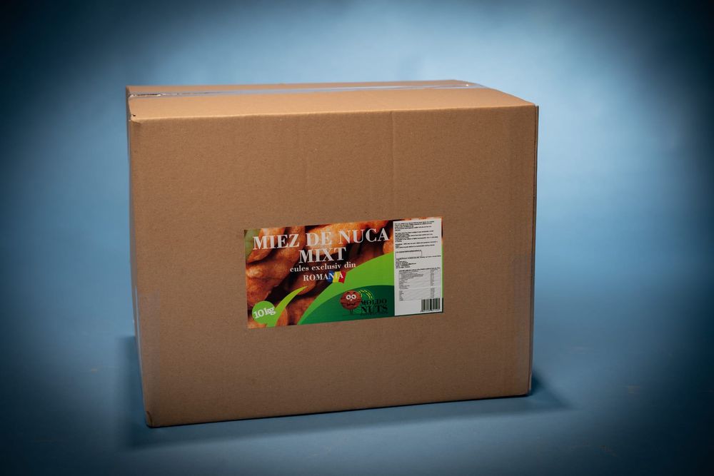 Miez de nuca mixt, cutie 10 kg