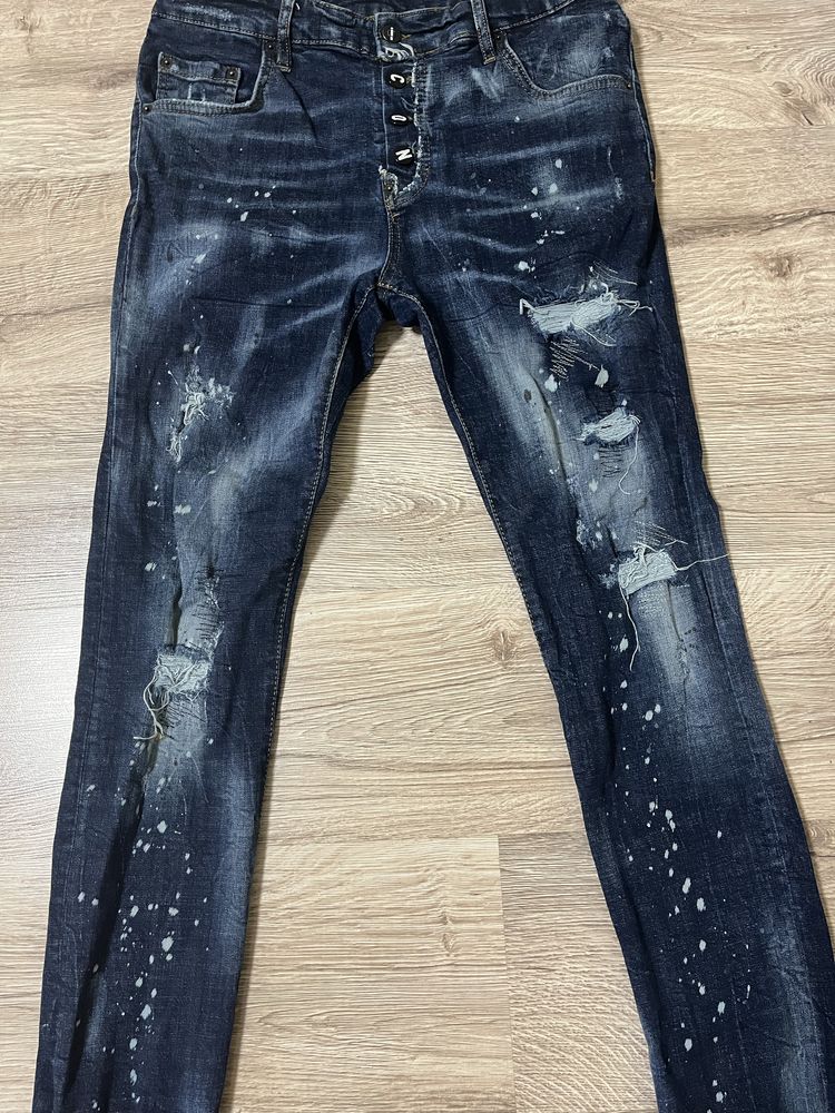 Дънки Dsquared