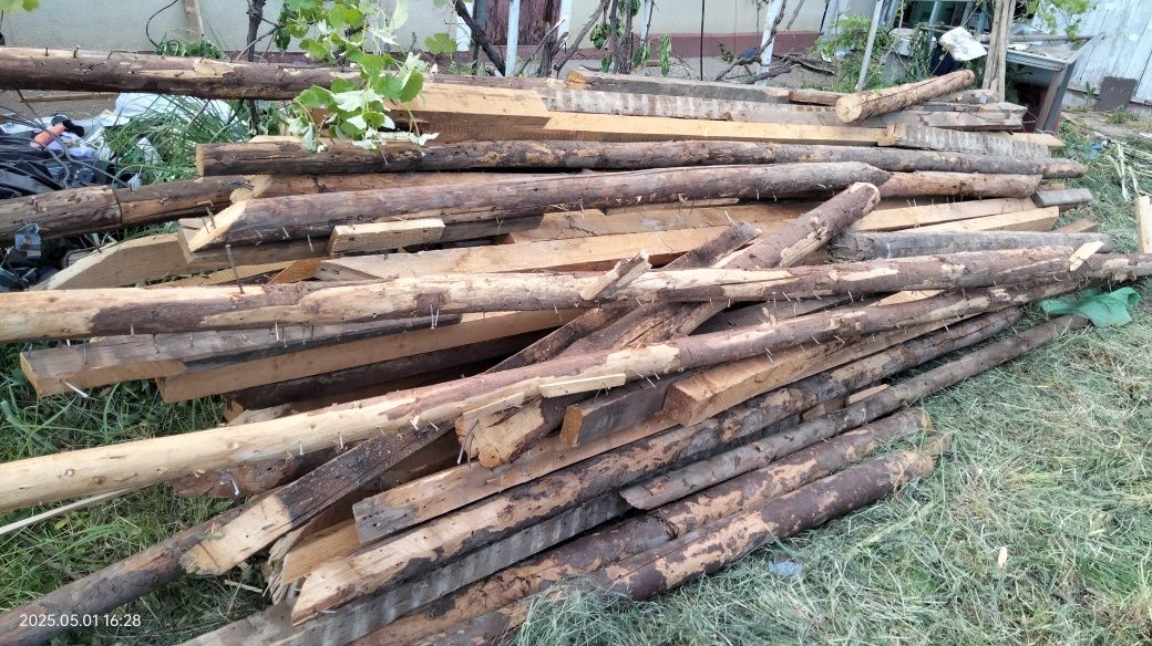 Cherestea construcții și deșeu lemn