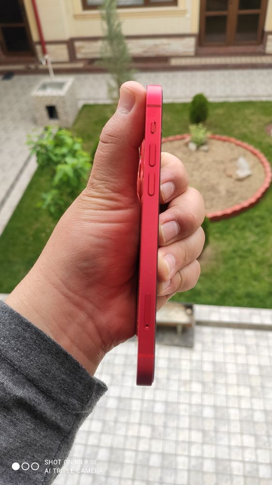 Iphone 12 red 64g