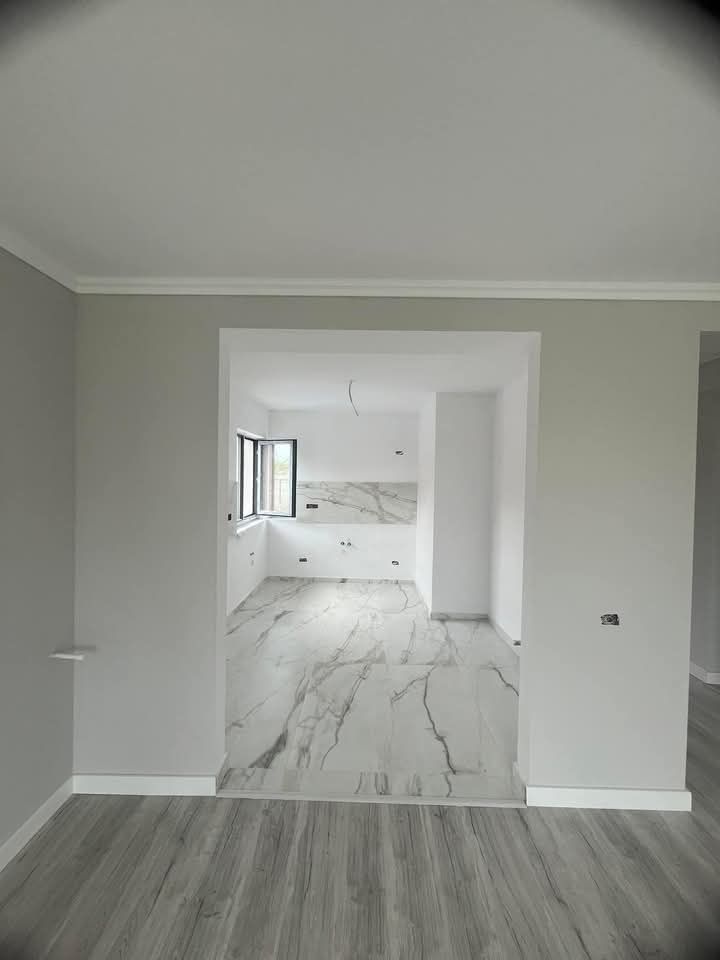 Zugrav,renovez apartamente