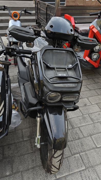 Tòliq elektorda harakatlanuvchi mototikiklarimiz bòlib tòlash bor