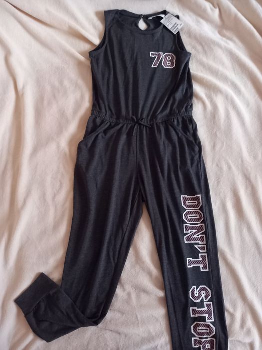 Летен тъмносив спортен гащеризон