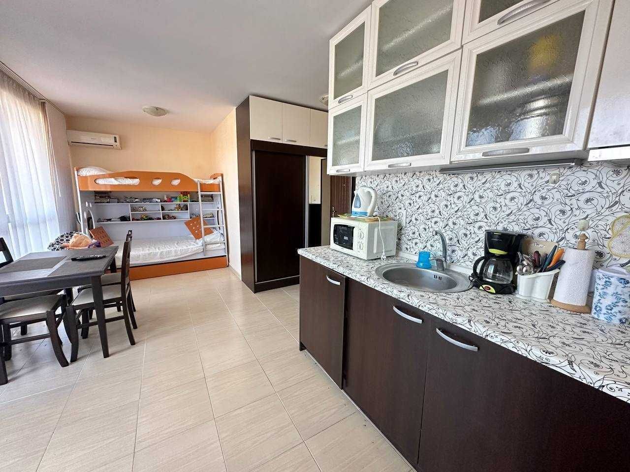 Продава се Едностаен апартамент в к.к. Слънчев бряг - 45 кв.м за 1156 €/кв.м - Снимка #3