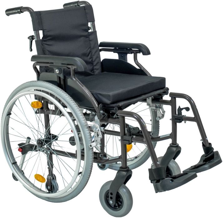 Комнатная кресло -коляска