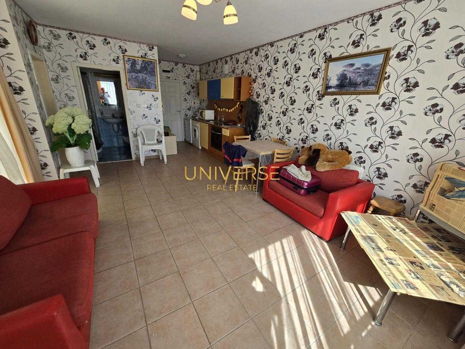 Продава се Двустаен апартамент в к.к. Слънчев бряг - 65 кв.м за 1193 €/кв.м - Снимка #1