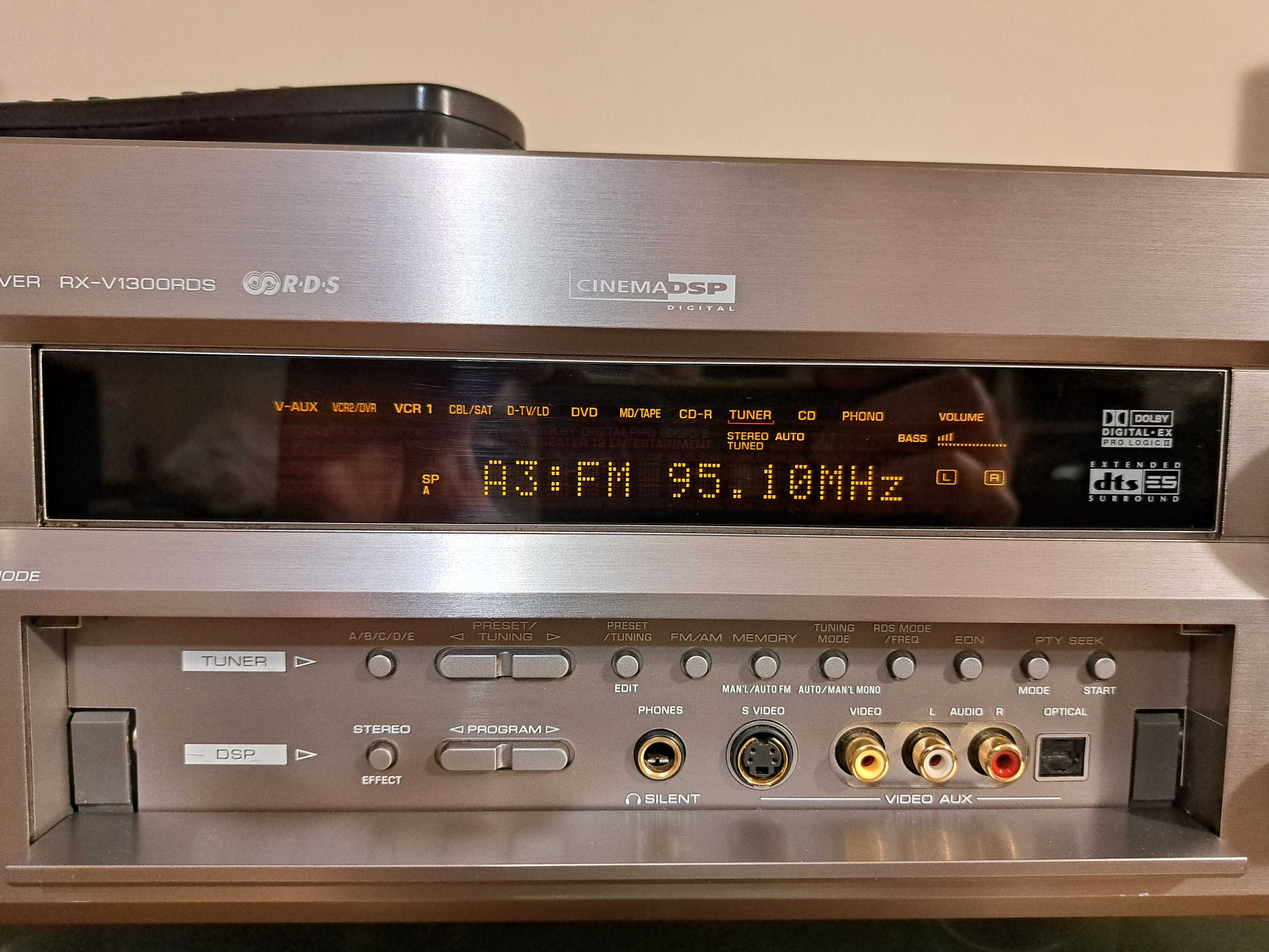 Receiver gama inalta Yamaha RX-V1300
