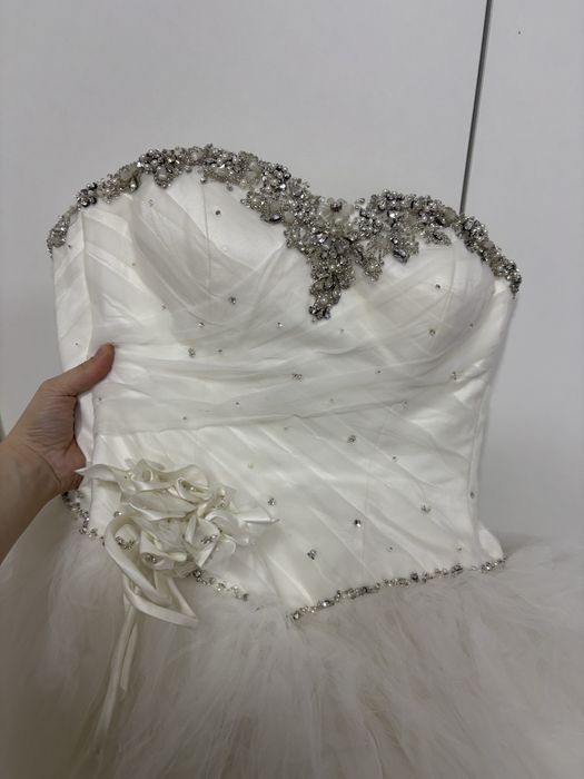 Продам свадебное платье б/у