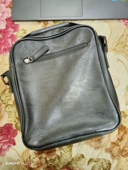 yonga taqiladigan sumka sotiladi