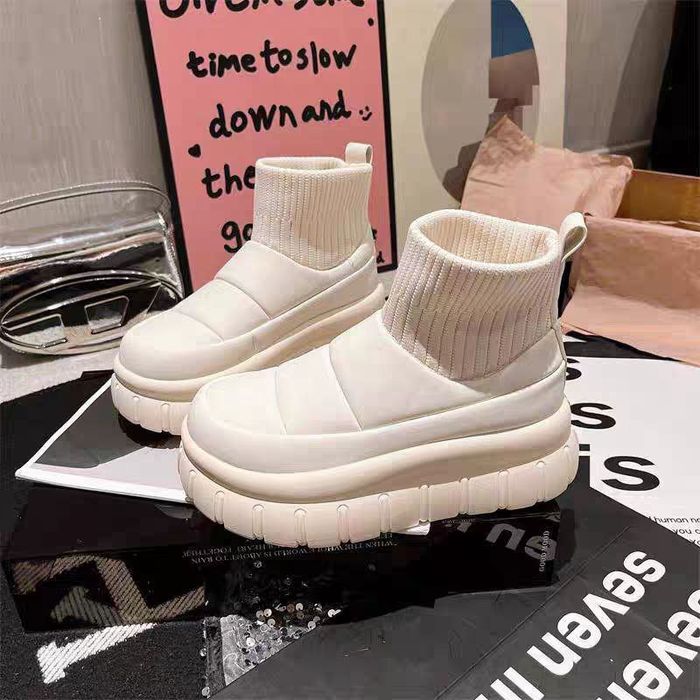 В наличии есть..