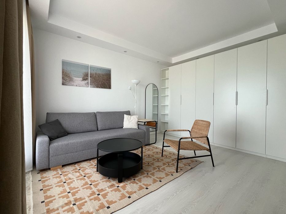 Garsonieră nouă de închiriat + loc parcare, Complex Cosmopolis