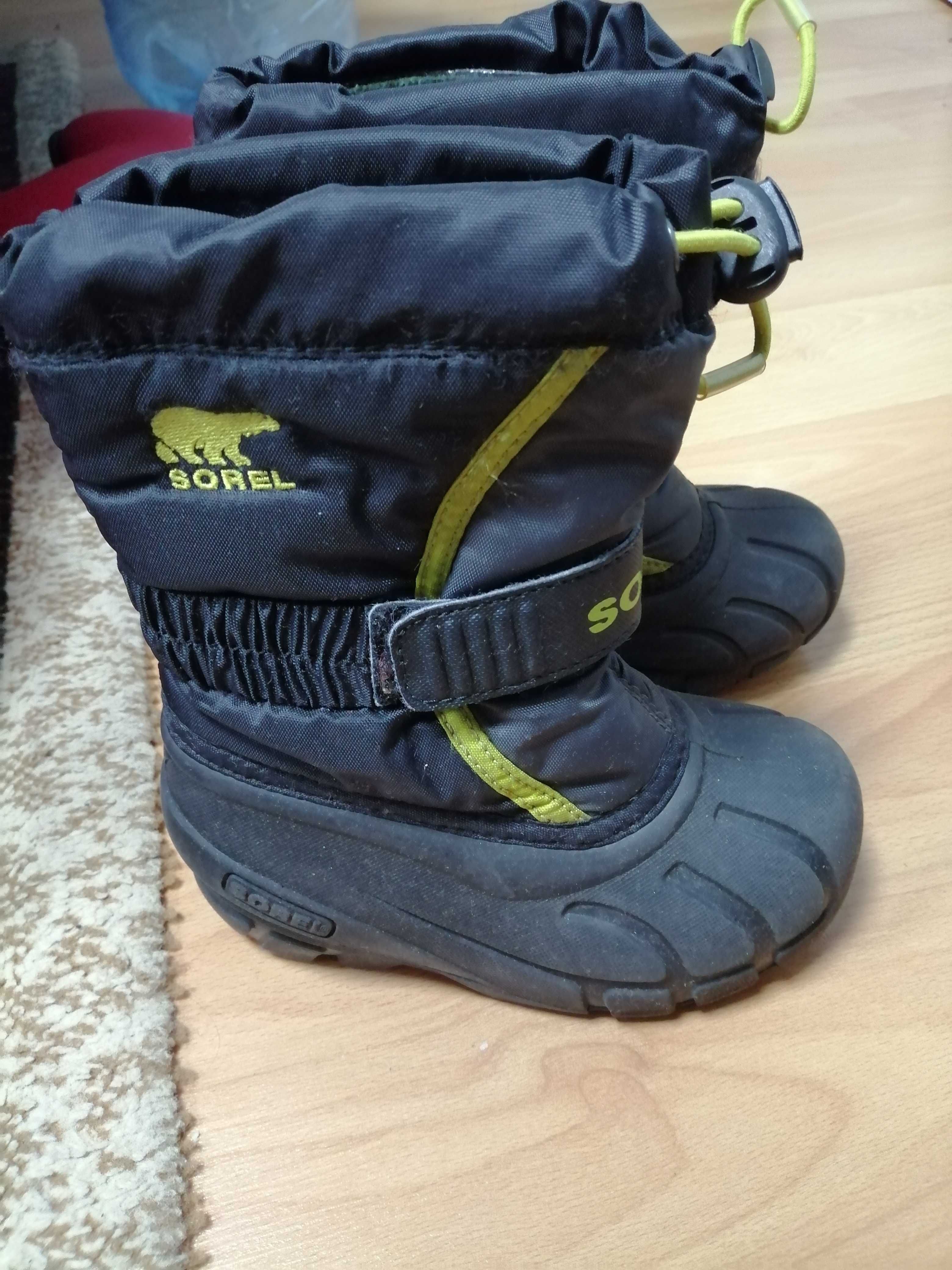 Ботуши SOREL и маратонки Adidas