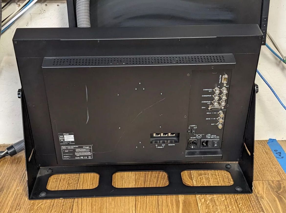 професионален видео монитор - Tv logic lvм- 242w