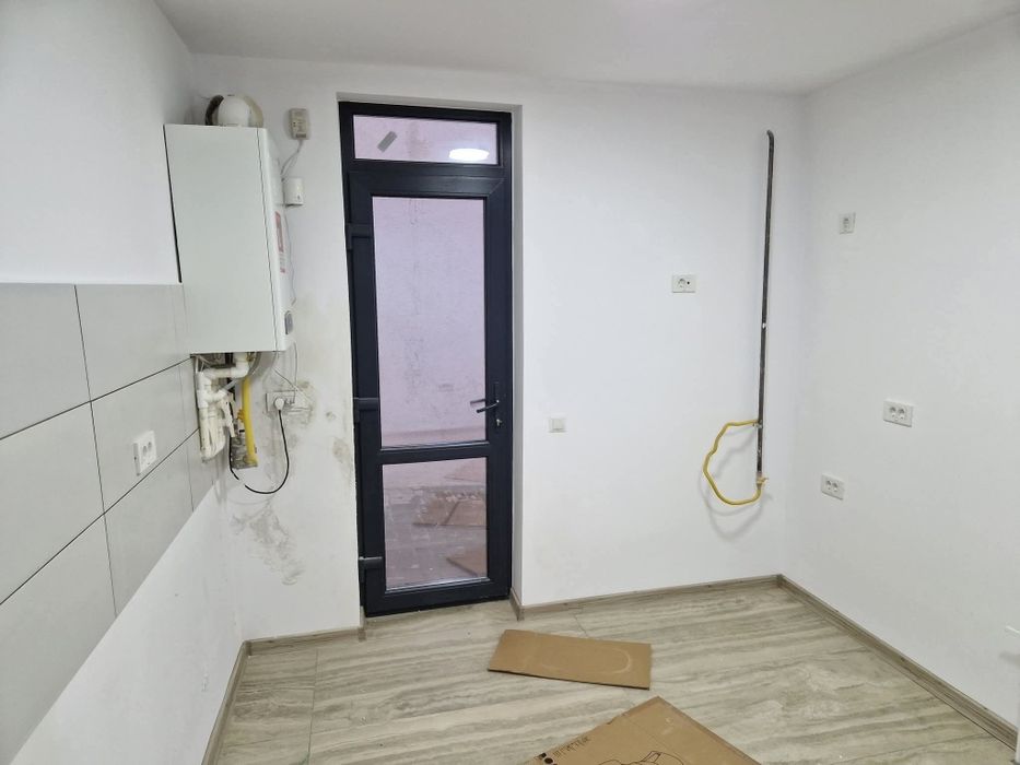 Casa B-dul Independentei vis-a-vis de Maternitate