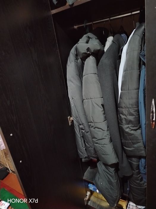 Шкаф сатылады. Жагдайы зор