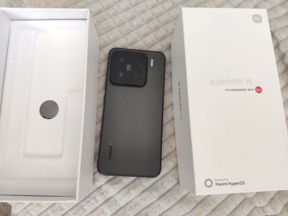 Чисто нов Xiaomi 15 Green, с  90W charge Global version,,5G