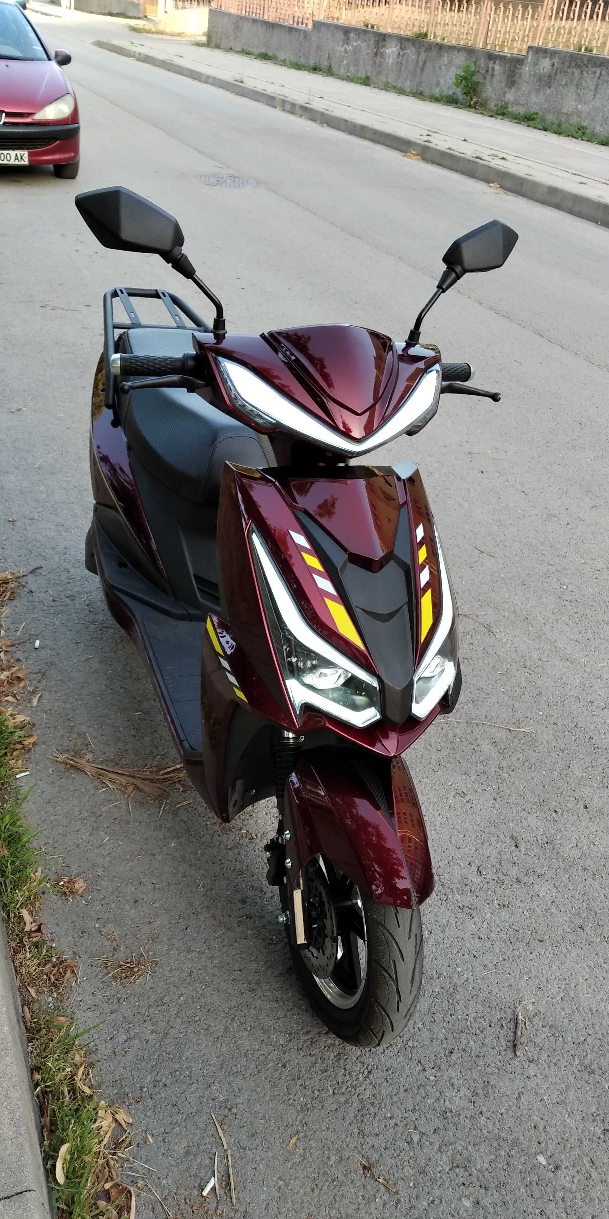 Електрически скутер MBH Moto S6B Prime 72V 3000W