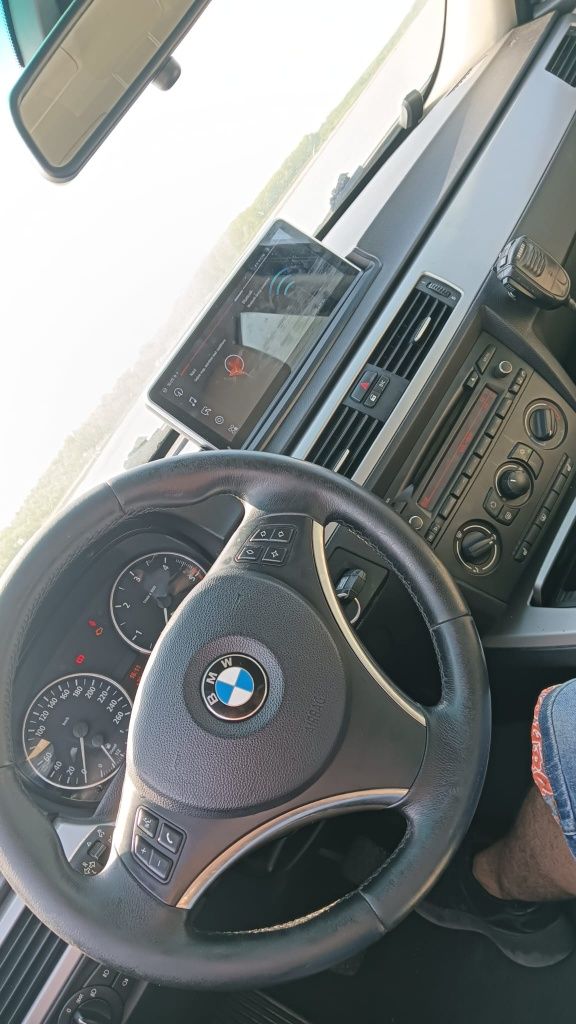 Vând BMW e90 diesel